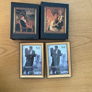 SET OF 2 PHOTO FRAMES AND 2 PHOTO ALBUMS